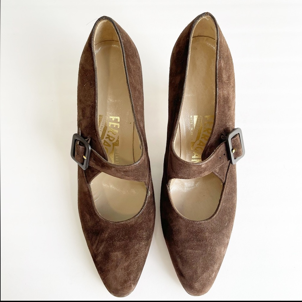 Savatore Ferragamo 1990s Brown Suede Pumps